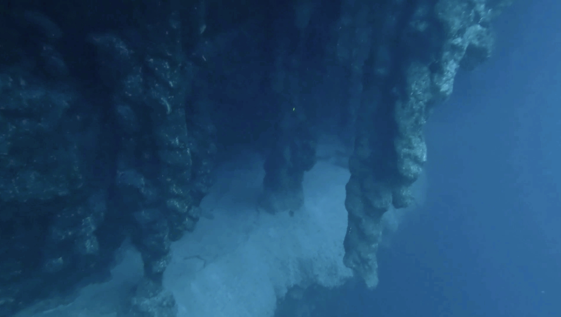 Underwater Wall